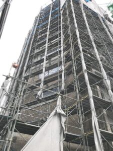 マンション新築工事及び台風対策